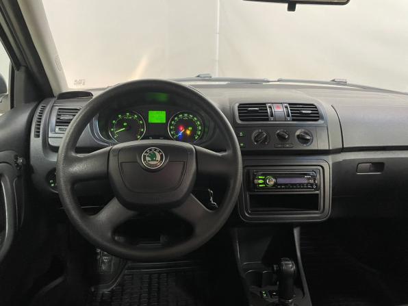 Skoda Fabia II Рестайлинг с пробегом 2012 года, цена 849 000 рублей, 62222 км, хэтчбек, Автокод Объявления