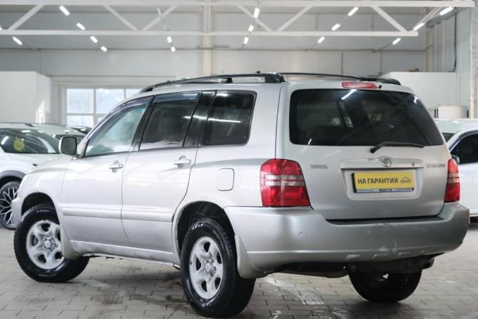 Toyota Highlander I (XU20) с пробегом 2002 года, цена 989 000 рублей, 233500 км, внедорожник, Автокод Объявления