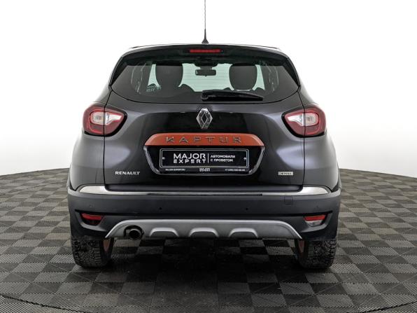Renault Kaptur I с пробегом 2017 года, цена 1 290 000 рублей, 137553 км, внедорожник, Автокод Объявления