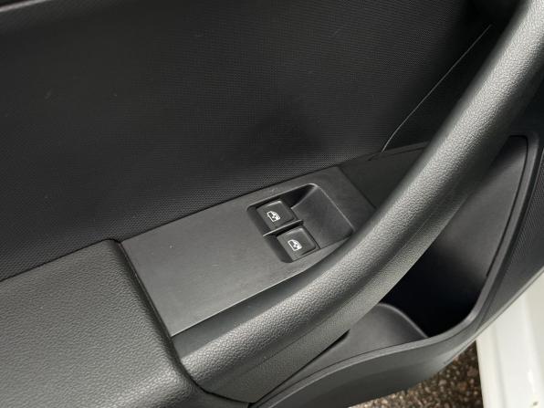 Skoda Rapid I с пробегом 2015 года, цена 1 070 000 рублей, 124590 км, лифтбек, Автокод Объявления