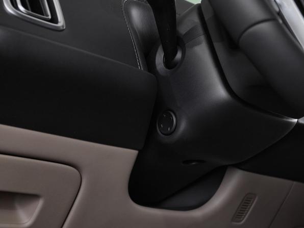 Новый Li Auto (Lixiang) L7 I Рестайлинг 2025 года, цена 10 690 000 рублей, внедорожник, Автокод Объявления