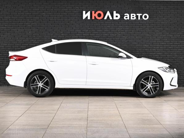 Hyundai Elantra VI (AD) с пробегом 2017 года, цена 1 390 000 рублей, 105528 км, седан, Автокод Объявления