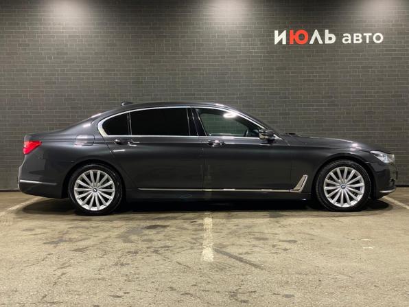 BMW 7 серии VI (G11/G12) с пробегом 2016 года, цена 3 449 000 рублей, 156961 км, седан, Автокод Объявления