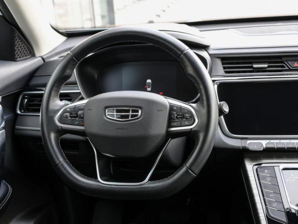 Geely Atlas Pro с пробегом 2024 года, цена 2 249 000 рублей, 38000 км, внедорожник, Автокод Объявления
