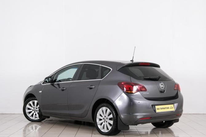 Opel Astra J с пробегом 2011 года, цена 629 000 рублей, 175161 км, хэтчбек, Автокод Объявления