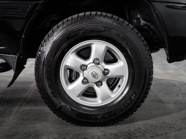 Toyota Land Cruiser 100 Series Рестайлинг 1 с пробегом 2003 года, цена 1 900 000 рублей, 404010 км, внедорожник, Автокод Объявления