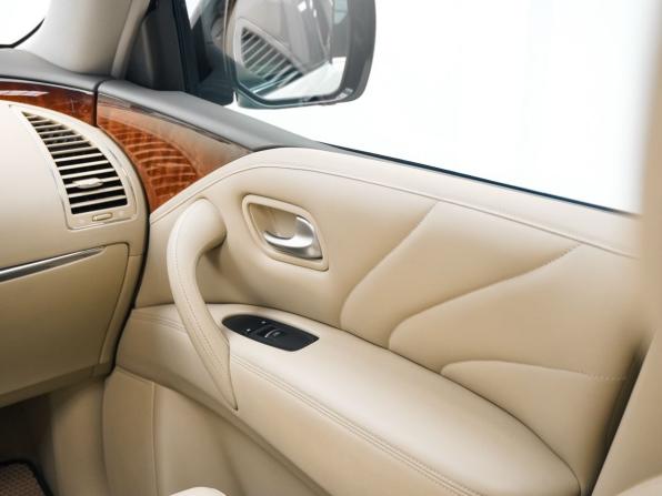 Infiniti QX80 I Рестайлинг с пробегом 2015 года, цена 3 289 900 рублей, 126211 км, внедорожник, Автокод Объявления