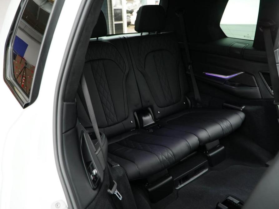 BMW X7 I (G07) Москва  - изображение 13