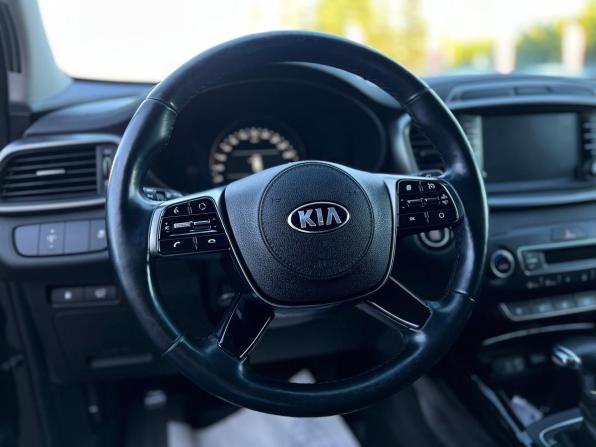 Kia Sorento III Prime Рестайлинг с пробегом 2018 года, цена 2 800 000 рублей, 147500 км, внедорожник, Автокод Объявления