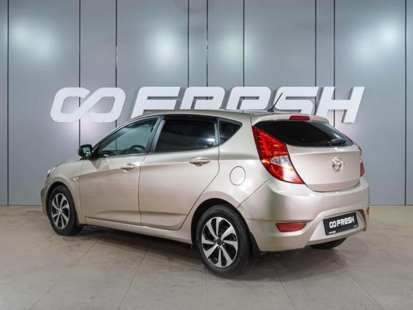 Hyundai Solaris I с пробегом 2012 года, цена 730 000 рублей, 197417 км, хэтчбек, Автокод Объявления