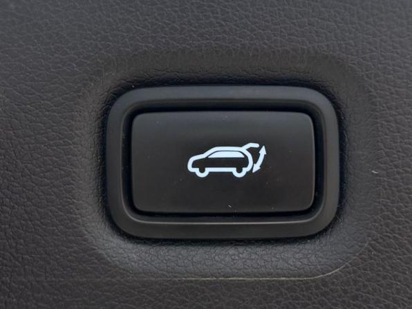 Hyundai Santa Fe IV Рестайлинг с пробегом 2020 года, цена 3 760 000 рублей, 38542 км, внедорожник, Автокод Объявления