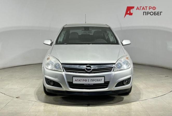 Opel Astra H Рестайлинг с пробегом 2007 года, цена 570 000 рублей, 326129 км, седан, Автокод Объявления