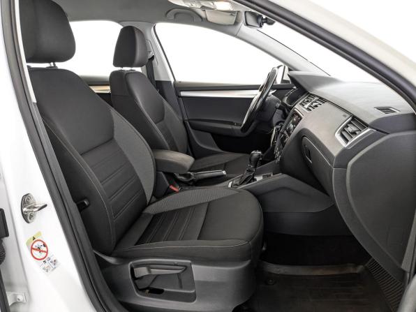 Skoda Octavia III (A7) Рестайлинг с пробегом 2020 года, цена 1 655 000 рублей, 133830 км, лифтбек, Автокод Объявления