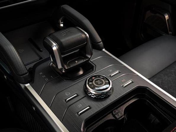 JETOUR T2 с пробегом 2024 года, цена 3 795 000 рублей, 10783 км, внедорожник, Автокод Объявления