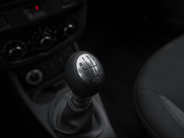 Renault Duster I Рестайлинг с пробегом 2017 года, цена 895 000 рублей, 265678 км, внедорожник, Автокод Объявления