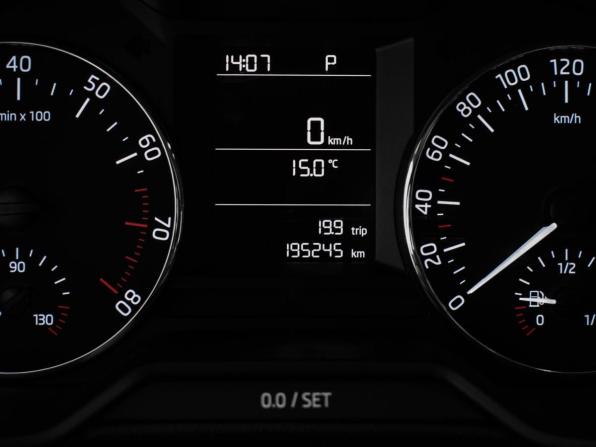 Skoda Octavia III (A7) Рестайлинг с пробегом 2017 года, цена 1 137 000 рублей, 195300 км, лифтбек, Автокод Объявления