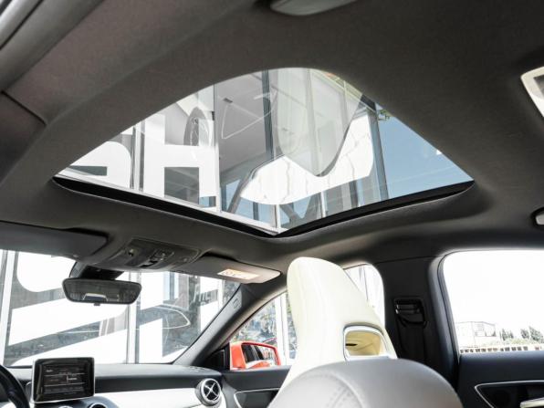 Mercedes-Benz CLA I (C117 X117) с пробегом 2014 года, цена 1 836 800 рублей, 131318 км, седан, Автокод Объявления