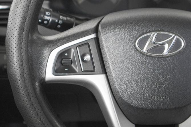 Hyundai Solaris I с пробегом 2011 года, цена 879 000 рублей, 133000 км, хэтчбек, Автокод Объявления