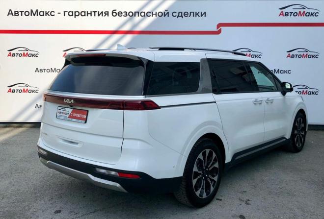 Kia Carnival IV с пробегом 2022 года, цена 4 870 000 рублей, 24679 км, минивэн, Автокод Объявления