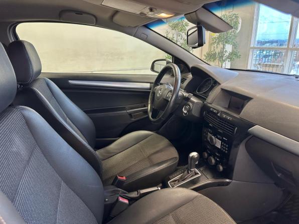 Opel Astra H Рестайлинг с пробегом 2008 года, цена 548 000 рублей, 356751 км, хэтчбек, Автокод Объявления