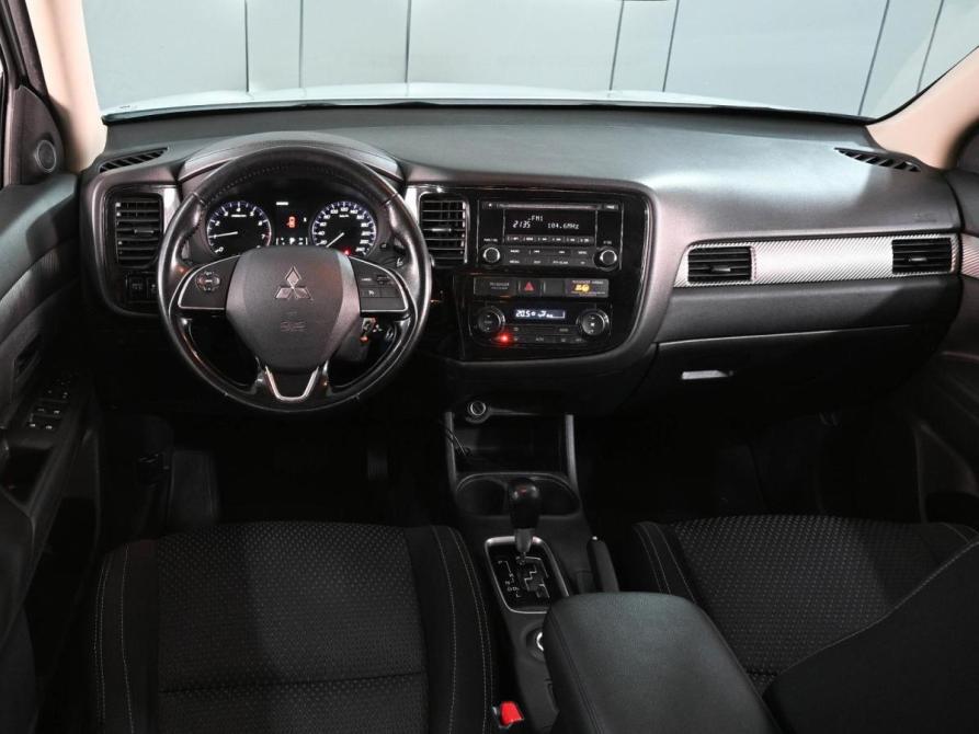 Mitsubishi Outlander III Рестайлинг Ростов-на-Дону  - изображение 6