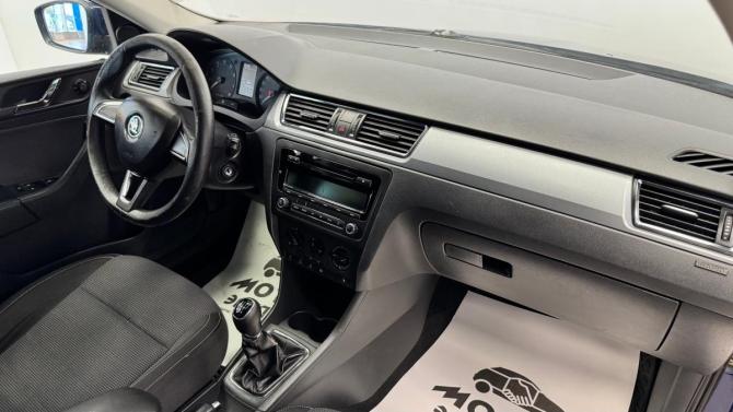Skoda Rapid I с пробегом 2015 года, цена 540 000 рублей, 254376 км, лифтбек, Автокод Объявления