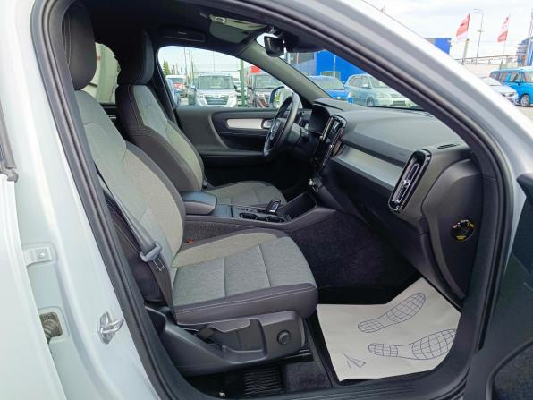 Volvo XC40 I с пробегом 2021 года, цена 2 599 995 рублей, 74745 км, внедорожник, Автокод Объявления