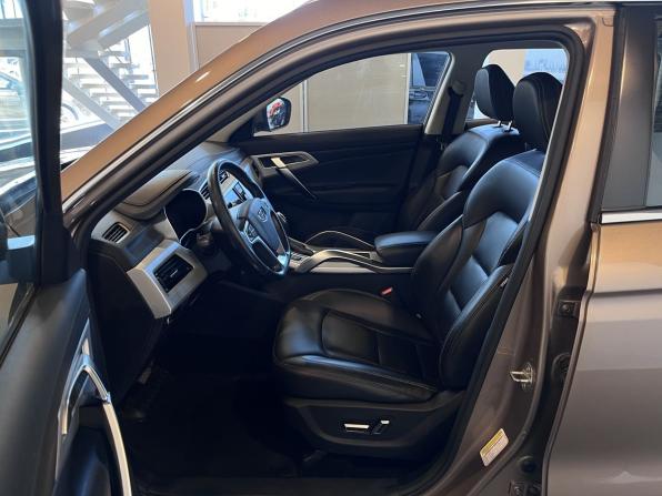 Geely Atlas I с пробегом 2019 года, цена 1 795 000 рублей, 87212 км, внедорожник, Автокод Объявления