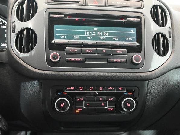 Volkswagen Tiguan I Рестайлинг с пробегом 2014 года, цена 1 250 000 рублей, 237744 км, внедорожник, Автокод Объявления
