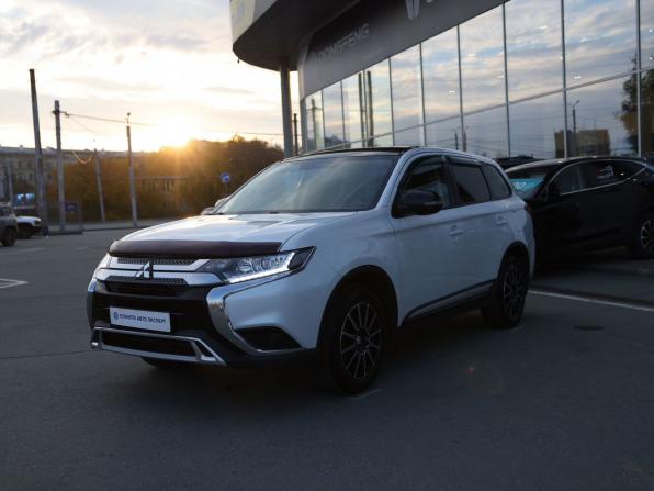 Mitsubishi Outlander III Рестайлинг 3 с пробегом 2019 года, цена 2 050 000 рублей, 137474 км, внедорожник, Автокод Объявления