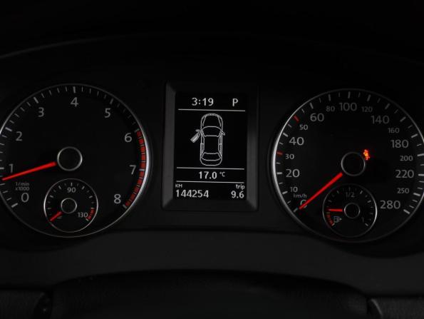 Volkswagen Jetta VI с пробегом 2012 года, цена 1 099 000 рублей, 144254 км, седан, Автокод Объявления