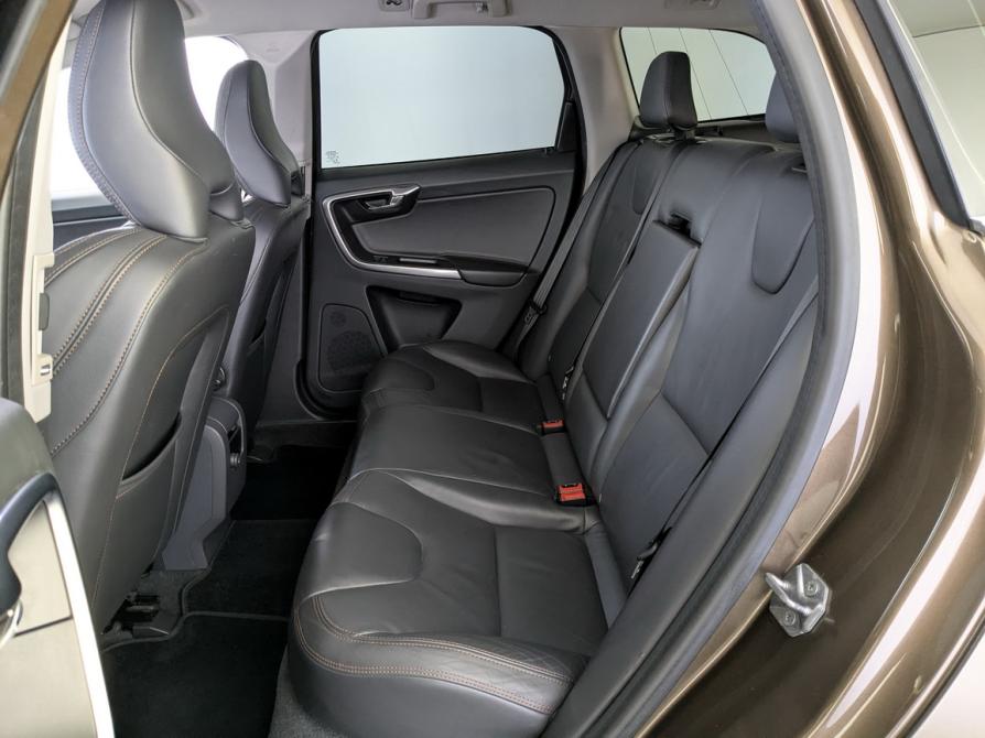 Volvo XC60 I Рестайлинг Москва  - изображение 8