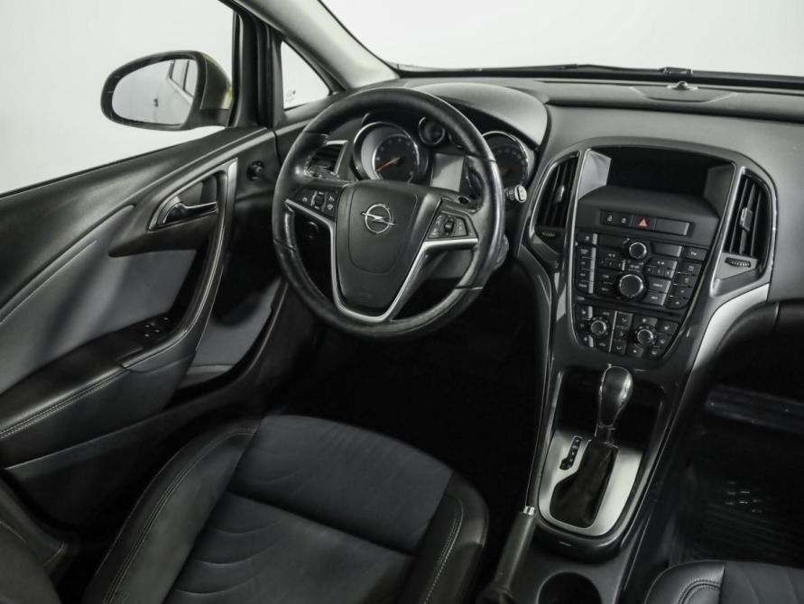 Opel Astra J Рестайлинг Санкт-Петербург  - изображение 9