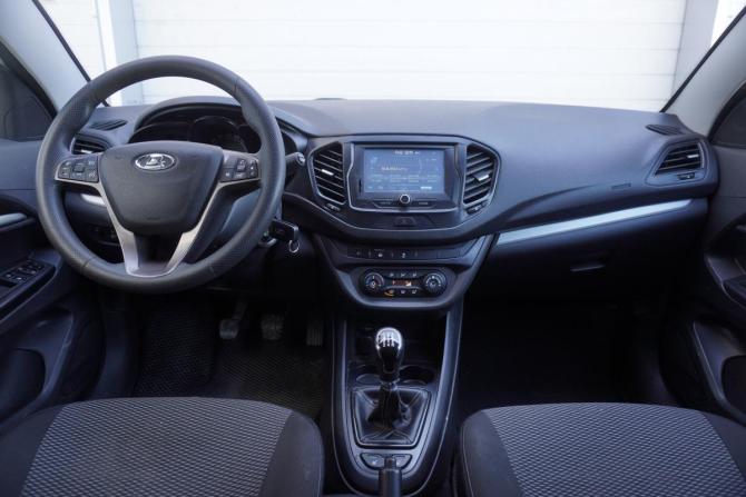 Lada (ВАЗ) Vesta I с пробегом 2017 года, цена 765 000 рублей, 76500 км, седан, Автокод Объявления