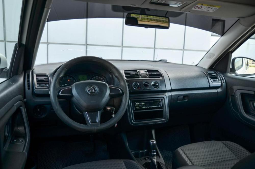 Skoda Roomster I Рестайлинг Курган  - изображение 6
