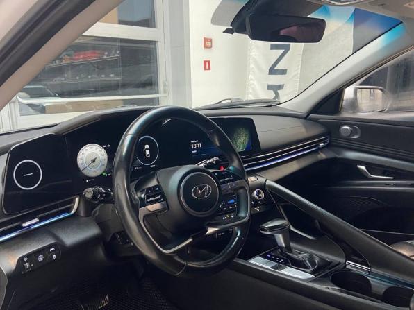 Hyundai Avante VII с пробегом 2020 года, цена 1 455 000 рублей, 98000 км, седан, Автокод Объявления