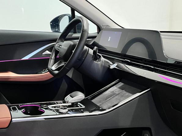 Omoda C5 I с пробегом 2023 года, цена 1 999 000 рублей, 19746 км, внедорожник, Автокод Объявления