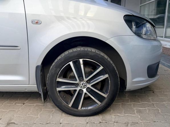 Volkswagen Caddy III Рестайлинг с пробегом 2013 года, цена 930 000 рублей, 212306 км, минивэн, Автокод Объявления