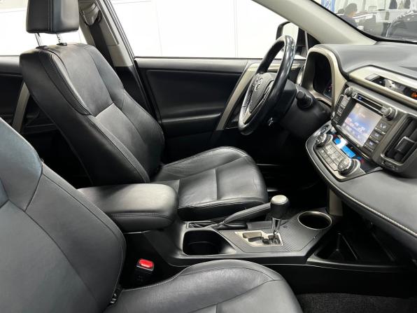 Toyota RAV4 IV (XA40) с пробегом 2014 года, цена 1 950 000 рублей, 244066 км, внедорожник, Автокод Объявления