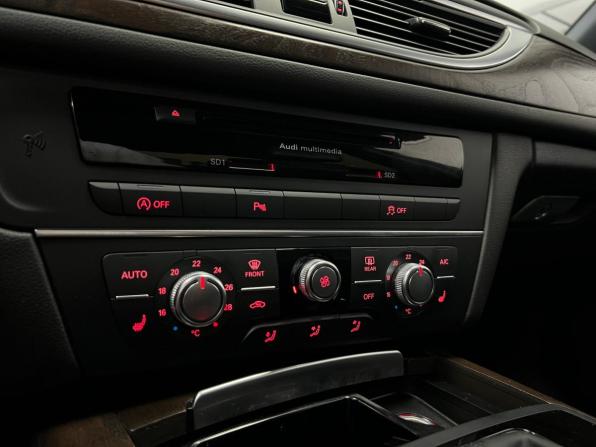 Audi A6 IV (C7) Рестайлинг с пробегом 2015 года, цена 2 150 000 рублей, 227727 км, седан, Автокод Объявления