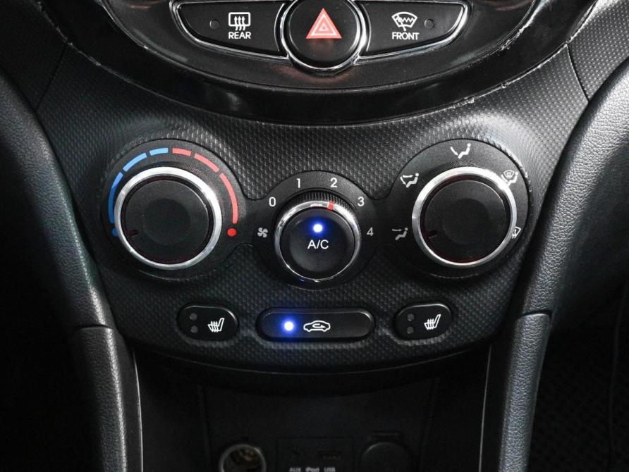 Hyundai Solaris I Ростов-на-Дону  - изображение 14