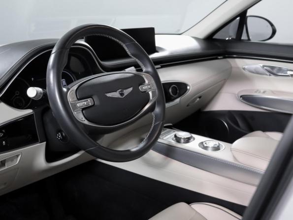 Genesis GV70 I с пробегом 2021 года, цена 4 446 647 рублей, 55052 км, внедорожник, Автокод Объявления