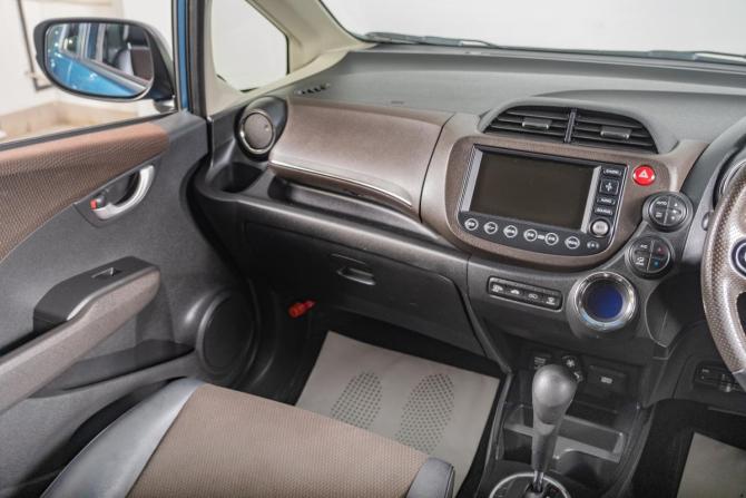 Honda Fit II с пробегом 2012 года, цена 899 000 рублей, 156000 км, хэтчбек, Автокод Объявления