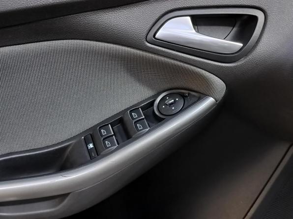 Ford Focus III с пробегом 2014 года, цена 690 000 рублей, 148292 км, седан, Автокод Объявления
