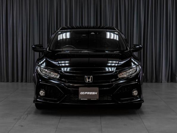Honda Civic X с пробегом 2018 года, цена 2 199 000 рублей, 124229 км, хэтчбек, Автокод Объявления