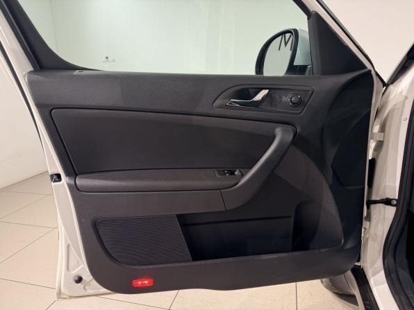 Skoda Yeti I Рестайлинг с пробегом 2015 года, цена 1 249 000 рублей, 80497 км, внедорожник, Автокод Объявления