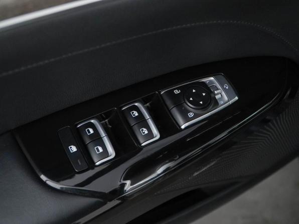 Kia K5 III с пробегом 2021 года, цена 2 499 444 рубля, 113732 км, седан, Автокод Объявления