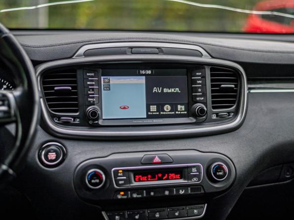 Kia Sorento III Prime Рестайлинг с пробегом 2019 года, цена 3 050 000 рублей, 140788 км, внедорожник, Автокод Объявления