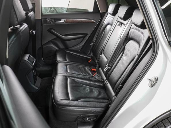 Audi Q5 I (8R) с пробегом 2010 года, цена 1 499 000 рублей, 234222 км, внедорожник, Автокод Объявления