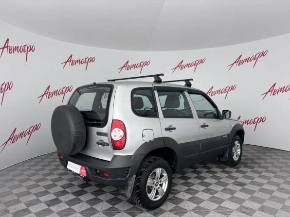 Chevrolet Niva I Рестайлинг с пробегом 2018 года, цена 785 000 рублей, 32256 км, внедорожник, Автокод Объявления